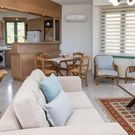 Fagias Luxury Apartment *