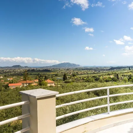 Fagias Luxury Apartment